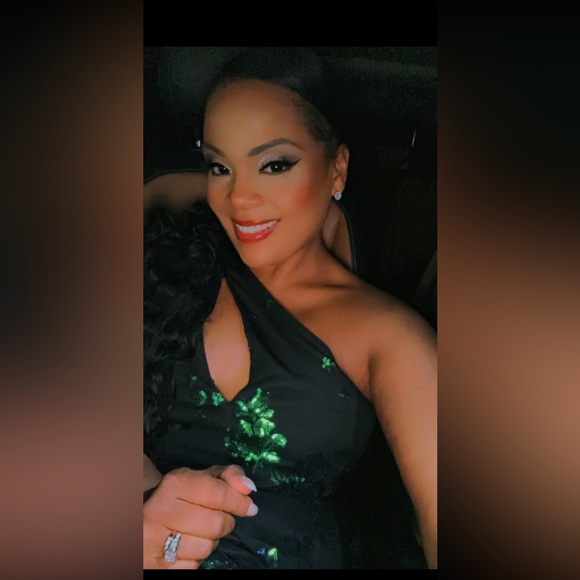 🔥🔥 LIVE Show🔥🔥 - Picture 5 of 17